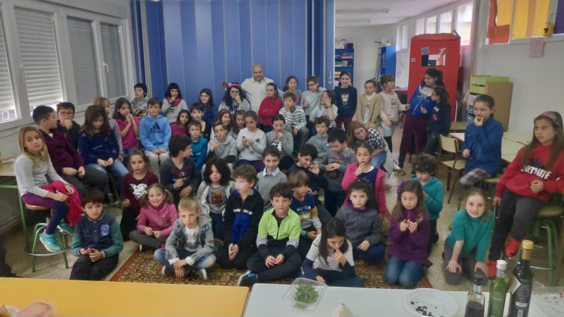 CHARLA SOBRE ALIMENTACIÓN SALUDABLE